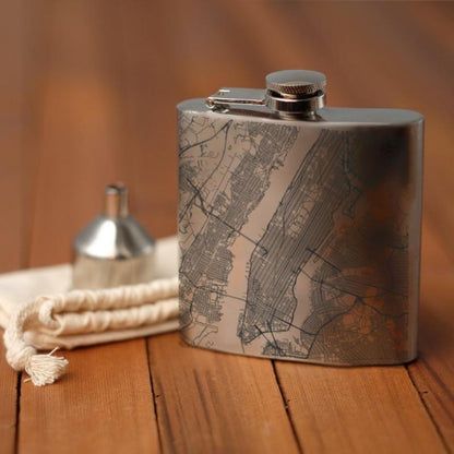 New York City Map Hip Flask – Custom Engraved 6oz Personalised Flask with Canvas Bag & Funnel